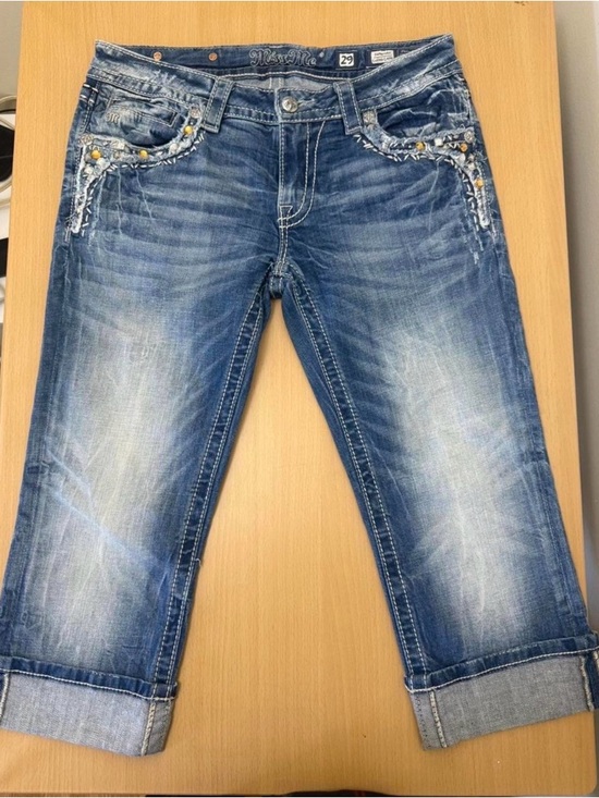 Miss Me Pants - Miss Me Women's Embellished Blue Denim capris Jeans size 29